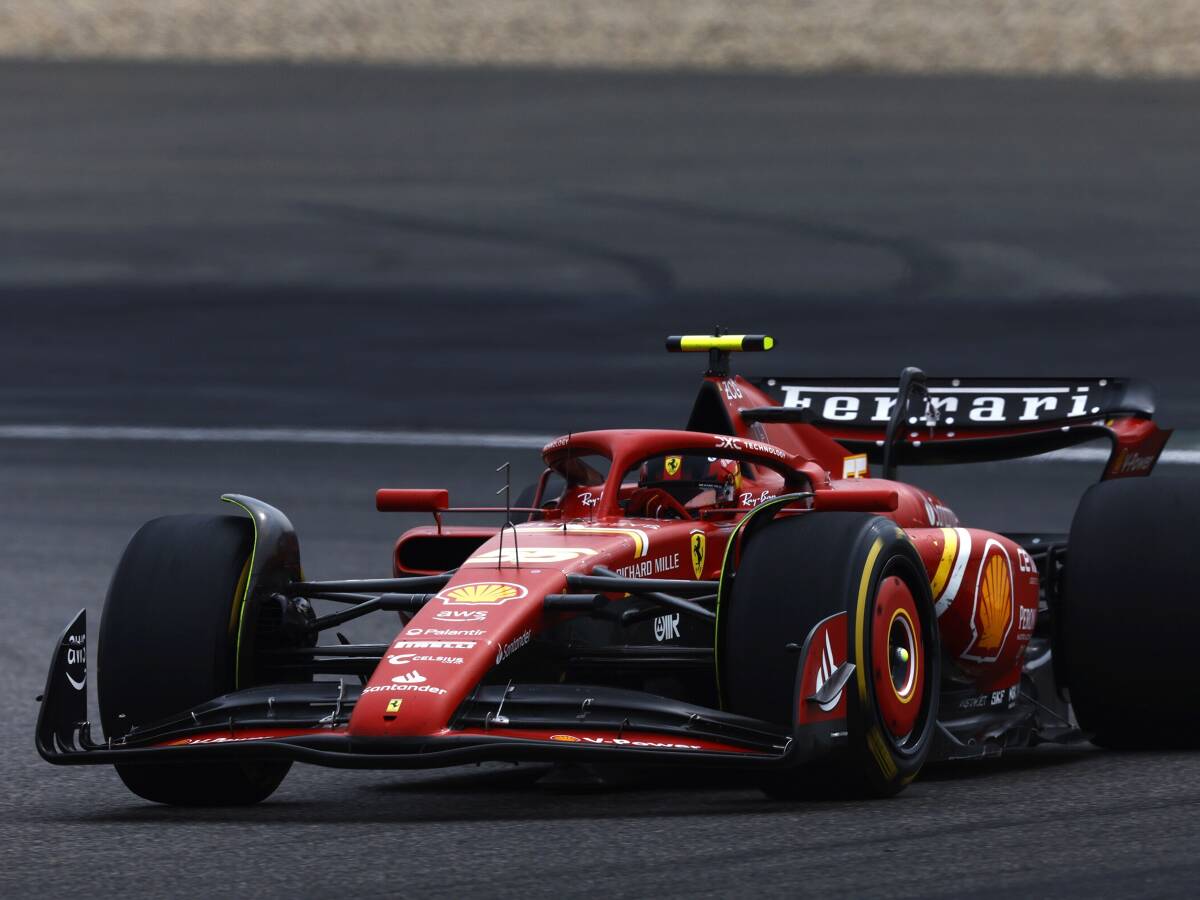 Foto zur News: F1-Sonderlackierung in Miami: Ferrari setzt auf Blau- statt Rottöne