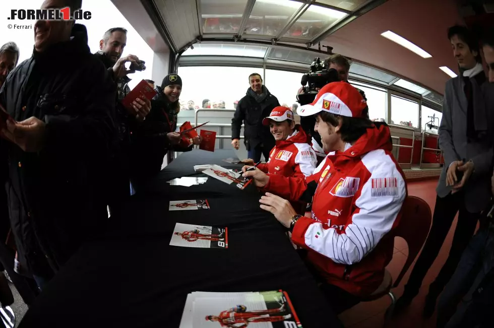 Foto zur News: Giancarlo Fisichella und Fernando Alonso (Ferrari)