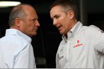 Foto zur News: Ron Dennis und Martin Whitmarsh (Teamchef) (McLaren)