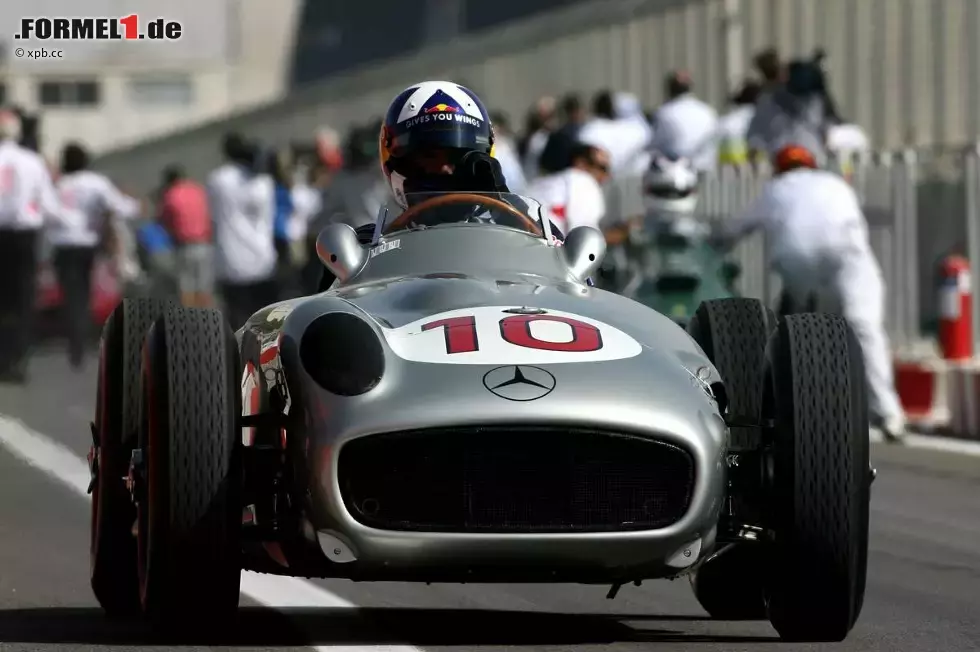 Foto zur News: David Coulthard im Mercedes-Benz W196