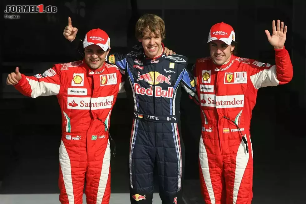 Foto zur News: Felipe Massa (Ferrari), Sebastian Vettel (Red Bull) und Fernando Alonso (Ferrari)