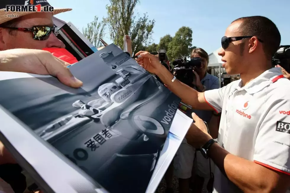 Foto zur News: Lewis Hamilton (McLaren)