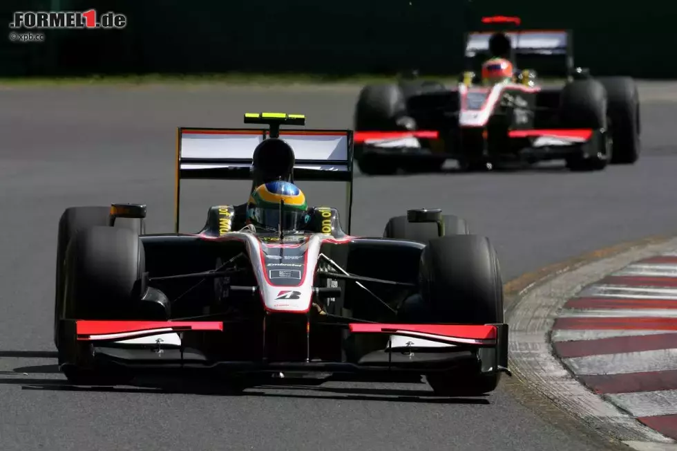 Foto zur News: Bruno Senna und Karun Chandhok (HRT)