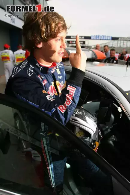 Foto zur News: Sebastian Vettel (Red Bull)