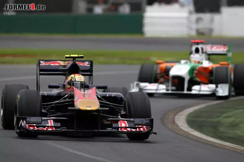 Foto zur News: Jaime Alguersuari (Toro Rosso) und Adrian Sutil (Force India)