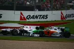 Foto zur News: Adrian Sutil (Force India) kämpft gegen Pedro de la Rosa (Sauber)