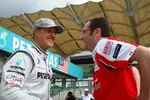 Foto zur News: Michael Schumacher (Mercedes) und Stefano Domenicali (Teamchef)