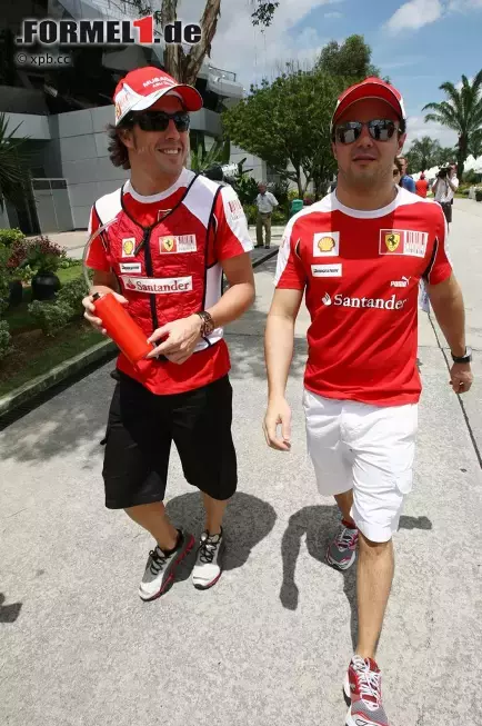 Foto zur News: Fernando Alonso (Ferrari) und Felipe Massa (Ferrari)