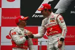 Foto zur News: Lewis Hamilton (McLaren) und Jenson Button (McLaren)