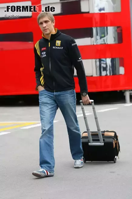 Foto zur News: Vitaly Petrov (Renault)