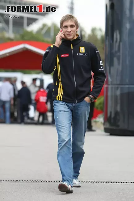 Foto zur News: Vitaly Petrov (Renault)