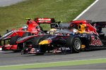 Gallerie: Lewis Hamilton (McLaren) und Sebastian Vettel (Red Bull) - innen Lucas di Grassi (Virgin)