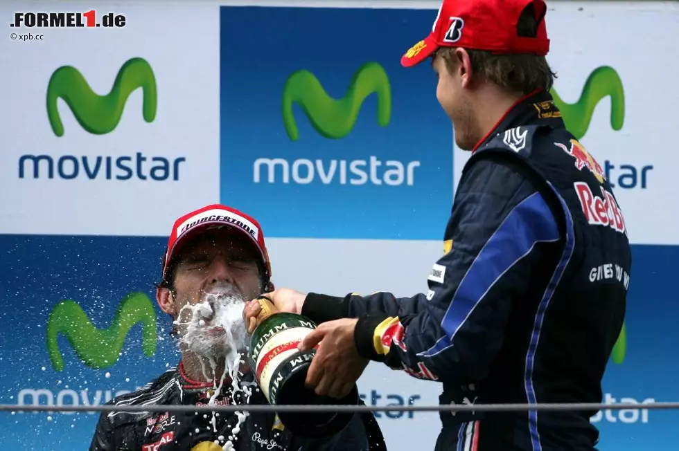 Foto zur News: Mark Webber (Red Bull) und Sebastian Vettel (Red Bull)