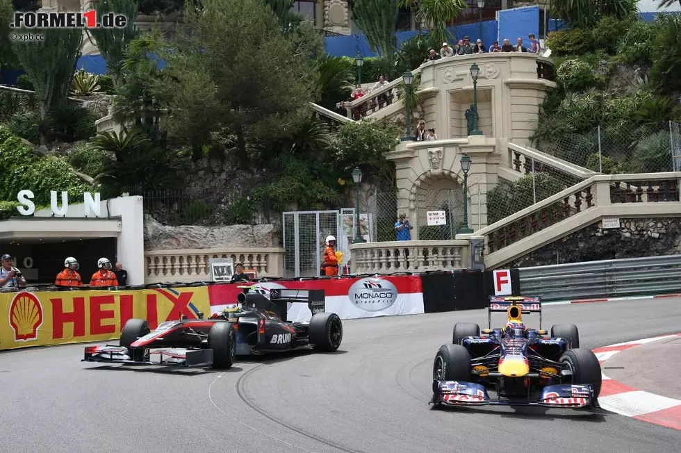 Foto zur News: Bruno Senna (HRT) macht füt Mark Webber (Red Bull) Platz