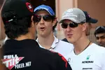 Foto zur News: Lucas di Grassi (Virgin), Bruno Senna (HRT) und  Michael Schumacher (Mercedes)