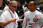 Foto zur News: Michael Douglas mit Lewis Hamilton (McLaren)