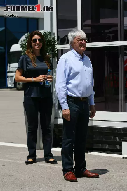 Foto zur News: Bernie Ecclestone (Formel-1-Chef) und seine Freundin Fabiana Flosi