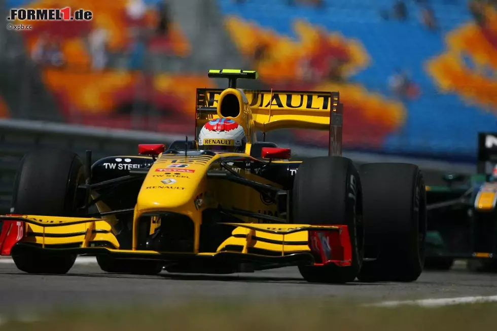 Foto zur News: Vitaly Petrov (Renault)