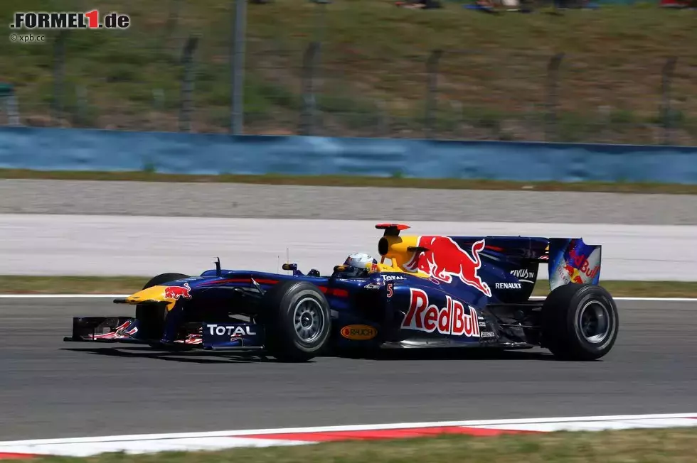 Foto zur News: Sebastian Vettel (Red Bull)