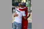 Foto zur News: Michael Schumacher (Mercedes) und Stefano Domenicali (Teamchef)