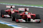 Foto zur News: Felipe Massa (Ferrari), Fernando Alonso (Ferrari)