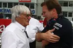 Foto zur News: Bernie Ecclestone (Formel-1-Chef) und Christian Horner (Teamchef)