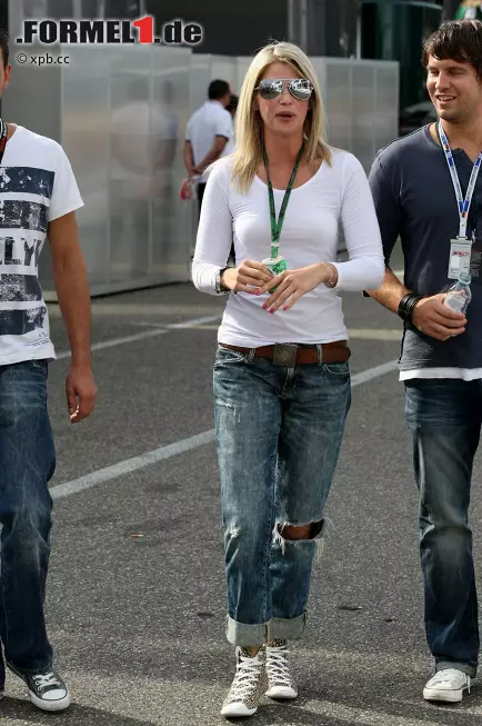 Foto zur News: Isabell Reis, Freundin von Timo Glock (Virgin)