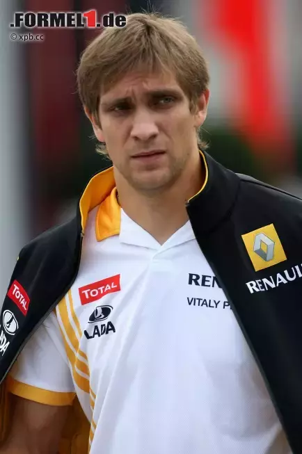 Foto zur News: Vitaly Petrov (Renault)