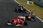 Gallerie: Fernando Alonso (Ferrari) vor Sebastian Vettel (Red Bull)