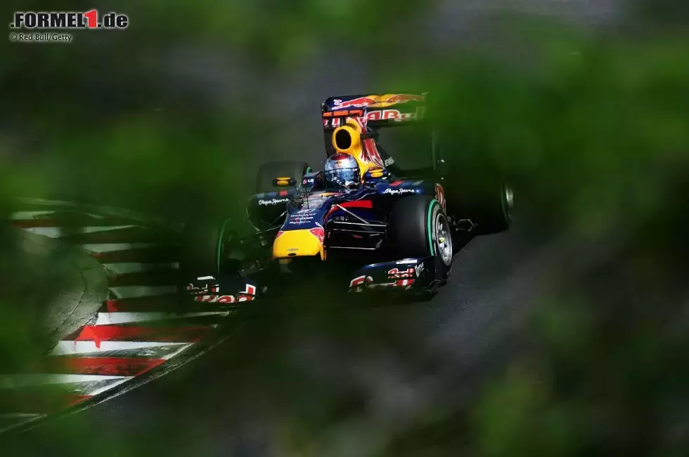 Foto zur News: Sebastian Vettel (Red Bull)