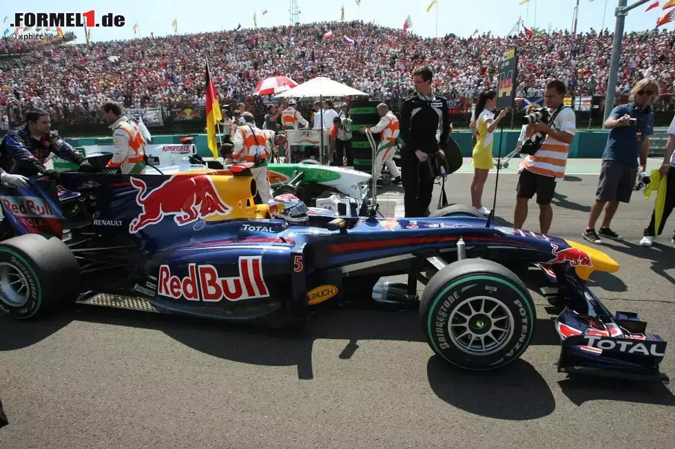 Foto zur News: Sebastian Vettel (Red Bull)