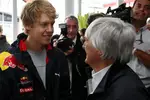 Gallerie: Sebastian Vettel (Red Bull) und Bernie Ecclestone (Formel-1-Chef)