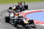 Foto zur News: Sebastian Vettel (Red Bull) und Mark Webber (Red Bull)