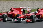 Foto zur News: Felipe Massa (Ferrari) und Fernando Alonso (Ferrari)