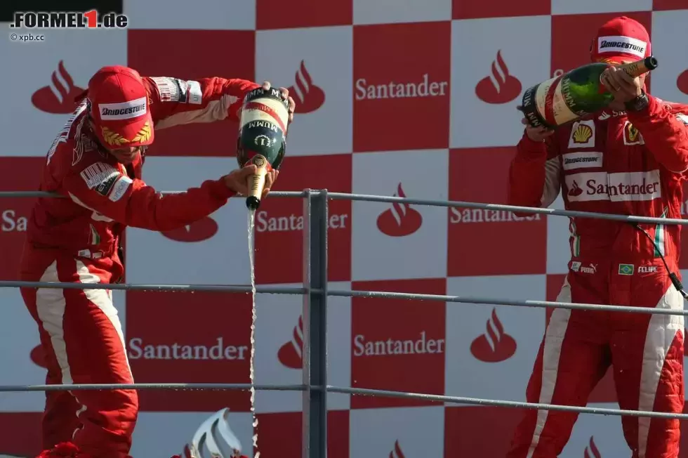 Foto zur News: Fernando Alonso (Ferrari) und Felipe Massa (Ferrari)