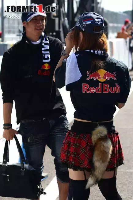 Foto zur News: Red Bull hat schräge Fans...