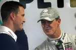 Foto zur News: Ralf Schumacher und Michael Schumacher (Mercedes)