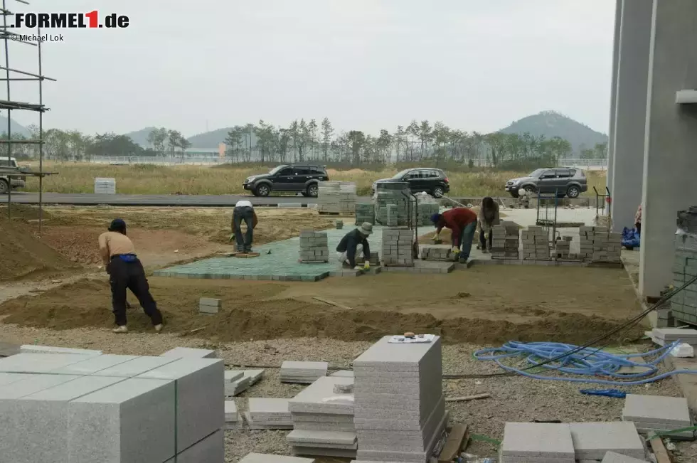 Foto zur News: Bauarbeiten in Yeongam/Südkorea, aufgenommen am 11. Oktober 2010