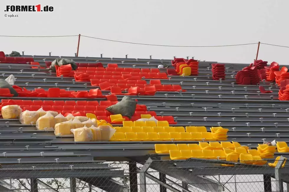 Foto zur News: Tribüne: Immer noch nicht fertig