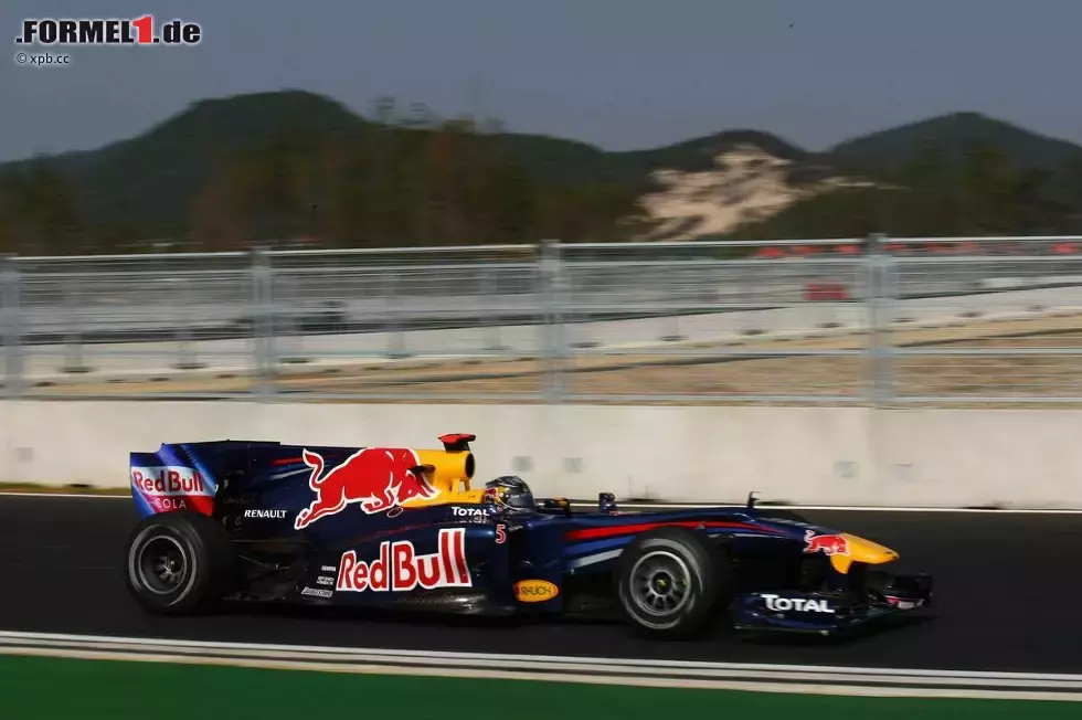 Foto zur News: Sebastian Vettel (Red Bull)