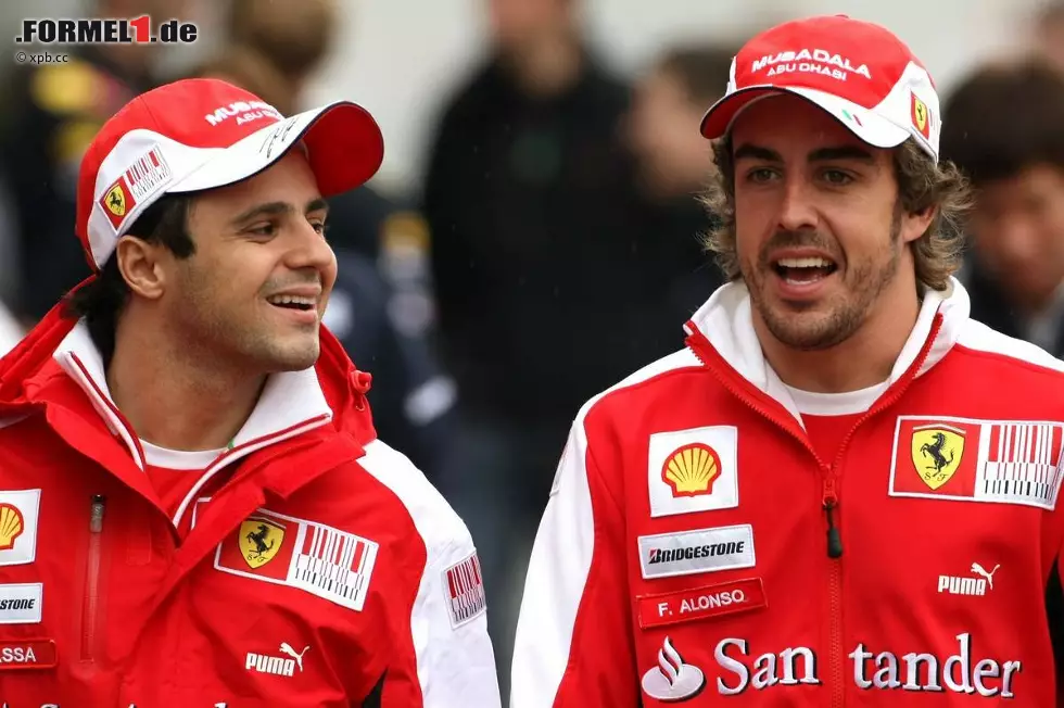 Foto zur News: Felipe Massa und Fernando Alonso (Ferrari)