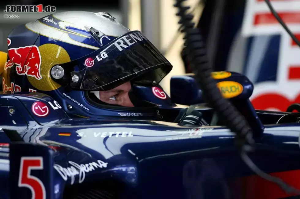 Foto zur News: Sebastian Vettel (Red Bull)