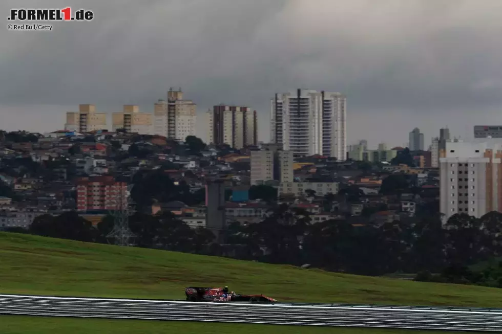 Foto zur News: Sébastien Buemi (Toro Rosso)