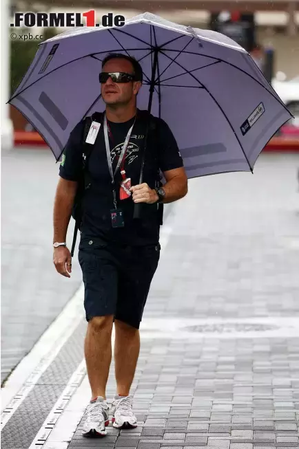 Foto zur News: Rubens Barrichello (Williams) im Regen in Abu Dhabi