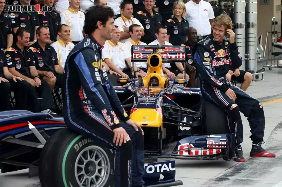 Foto zur News: Mark Webber und Sebastian Vettel (Red Bull)