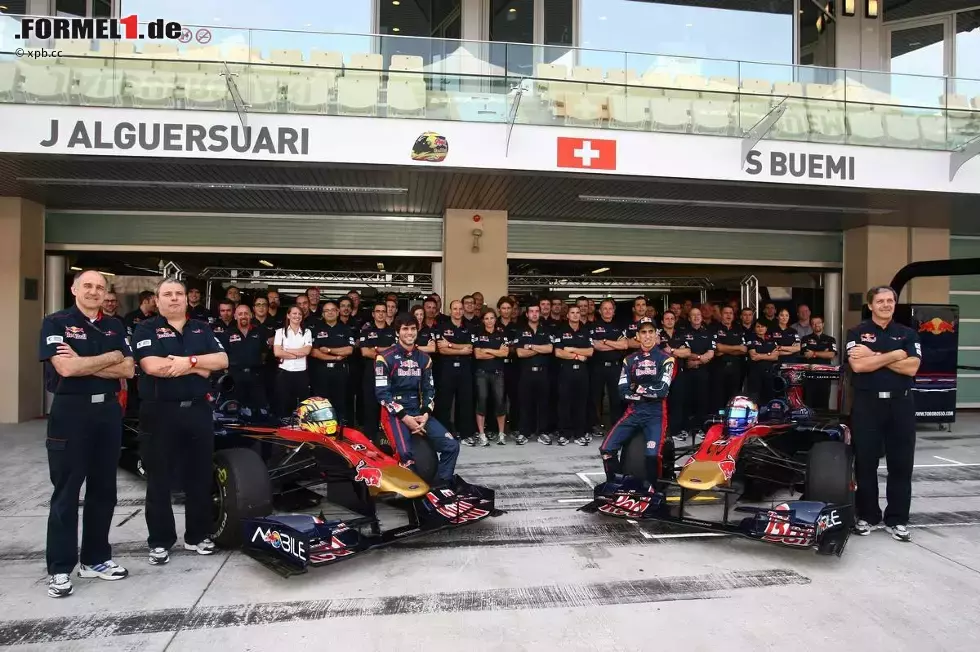 Foto zur News: Jaime Alguersuari (Toro Rosso) und Sébastien Buemi (Toro Rosso)