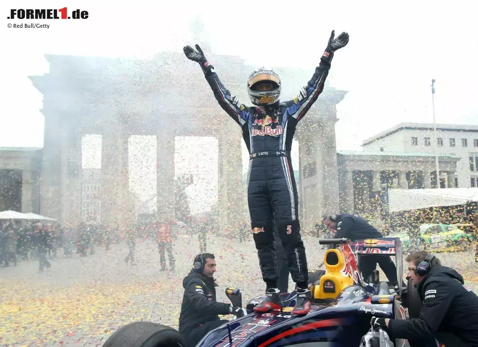 Foto zur News: Sebastian Vettel (Red Bull)