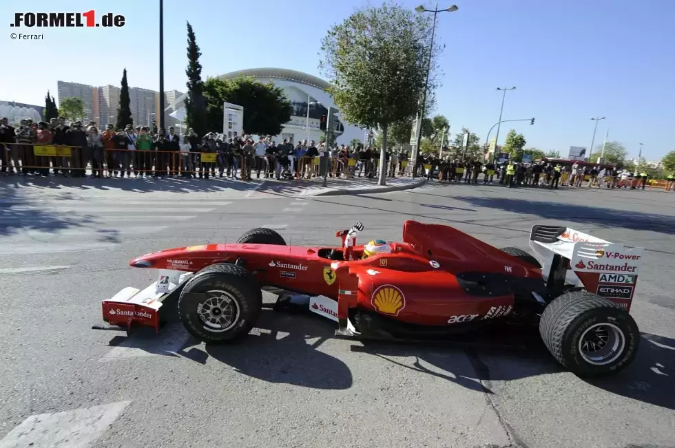 Foto zur News: Luca Badoer (Ferrari)