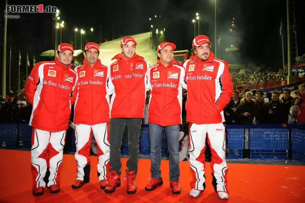 Foto zur News: Giancarlo Fisichella, Marc Gené, Jules Bianchi, Felipe Massa und Fernando Alonso (Ferrari)