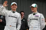 Foto zur News: Nico Rosberg und Michael Schumacher (Mercedes)